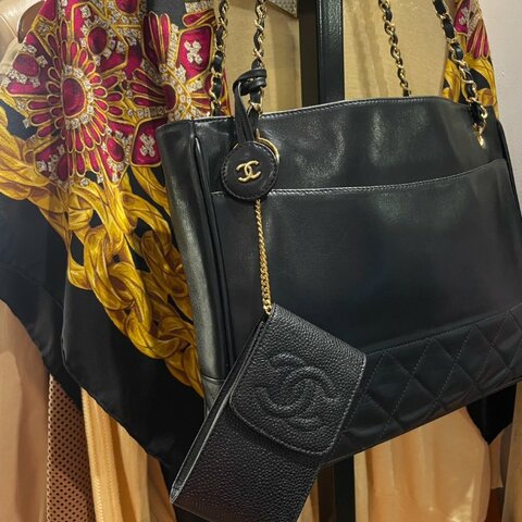 Vintage CHANEL 古董香奈兒 黑色真皮魚子醬壓紋鑰匙包 收納包