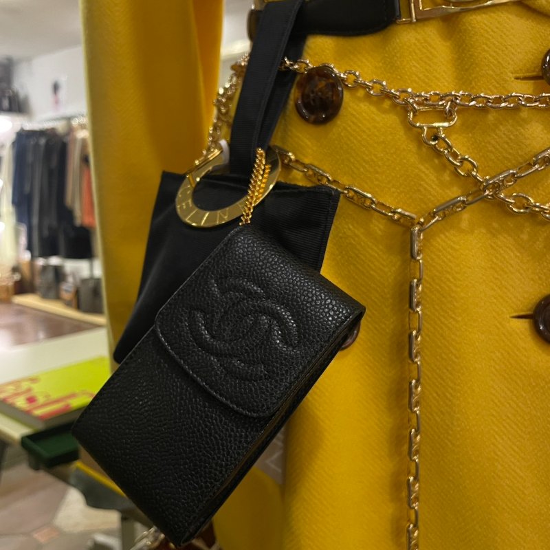 Vintage CHANEL 古董香奈兒 黑色真皮魚子醬壓紋鑰匙包 收納包-2