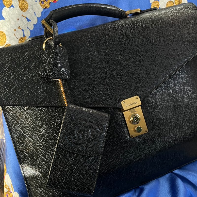 Vintage CHANEL 古董香奈兒 黑色真皮魚子醬壓紋鑰匙包 收納包-3