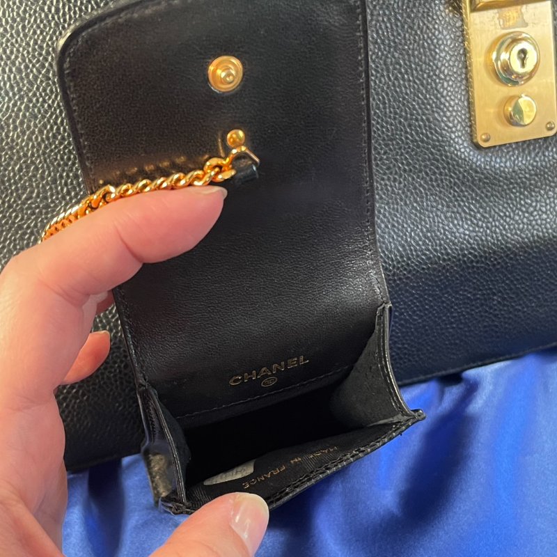 Vintage CHANEL 古董香奈兒 黑色真皮魚子醬壓紋鑰匙包 收納包-10