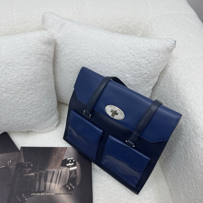 Bottega Veneta 藍黑雙色復古手提包-1