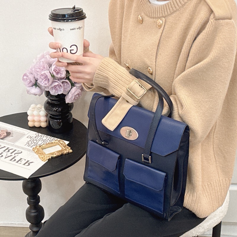 Bottega Veneta 藍黑雙色復古手提包-2