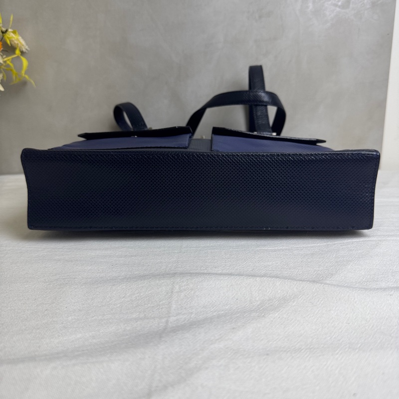 Bottega Veneta 藍黑雙色復古手提包-7