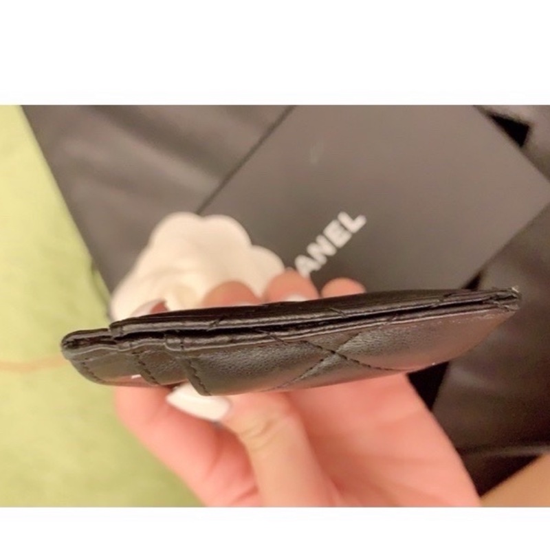 Chanel 的經典菱格紋卡片夾 ，黑色 卡夾-2