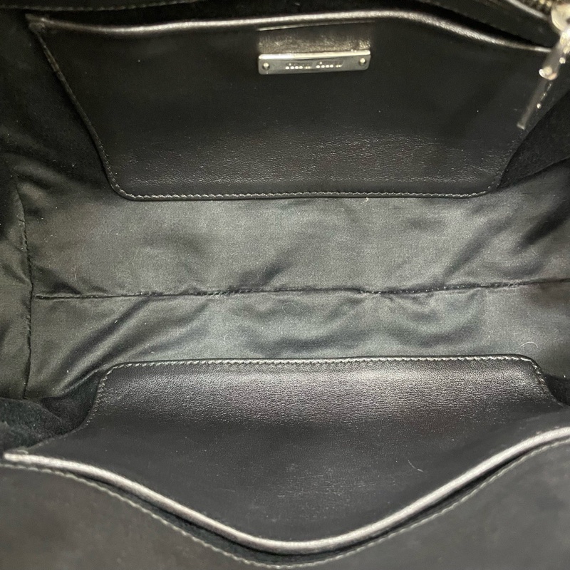 繆繆｜褶皺托特中號 黑金-7