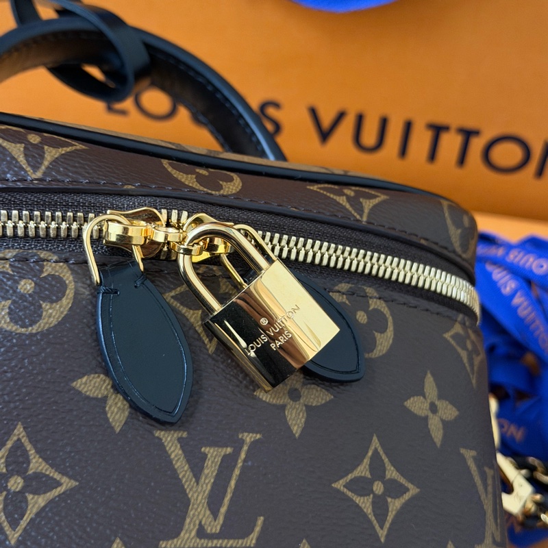 Lv拼色老花化妝箱/斜背 兩用包(M45165)-8