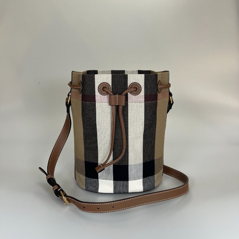 BURBERRY  帆布格紋水桶包-0