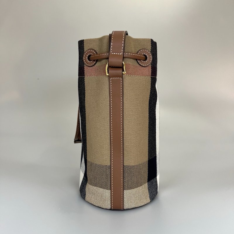 BURBERRY  帆布格紋水桶包-2