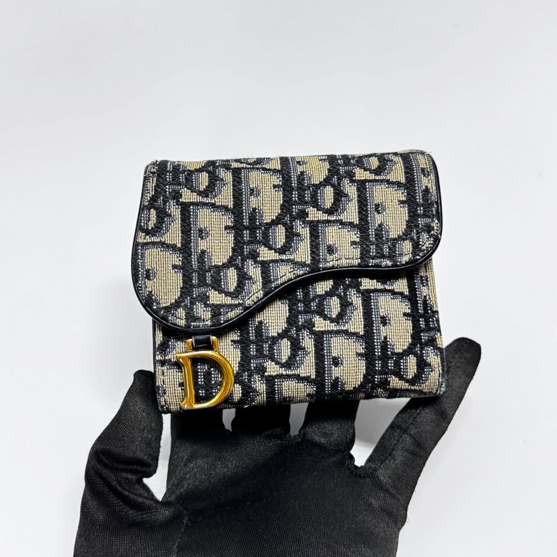 【超!級!新】 Dior Saddle 馬鞍老花短夾 全配🎁 (專櫃24,000)-2