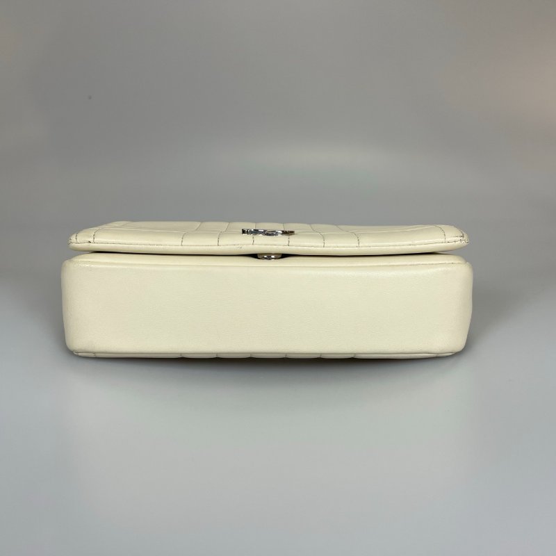 BURBERRY 白色LOLA掀蓋肩背包-4