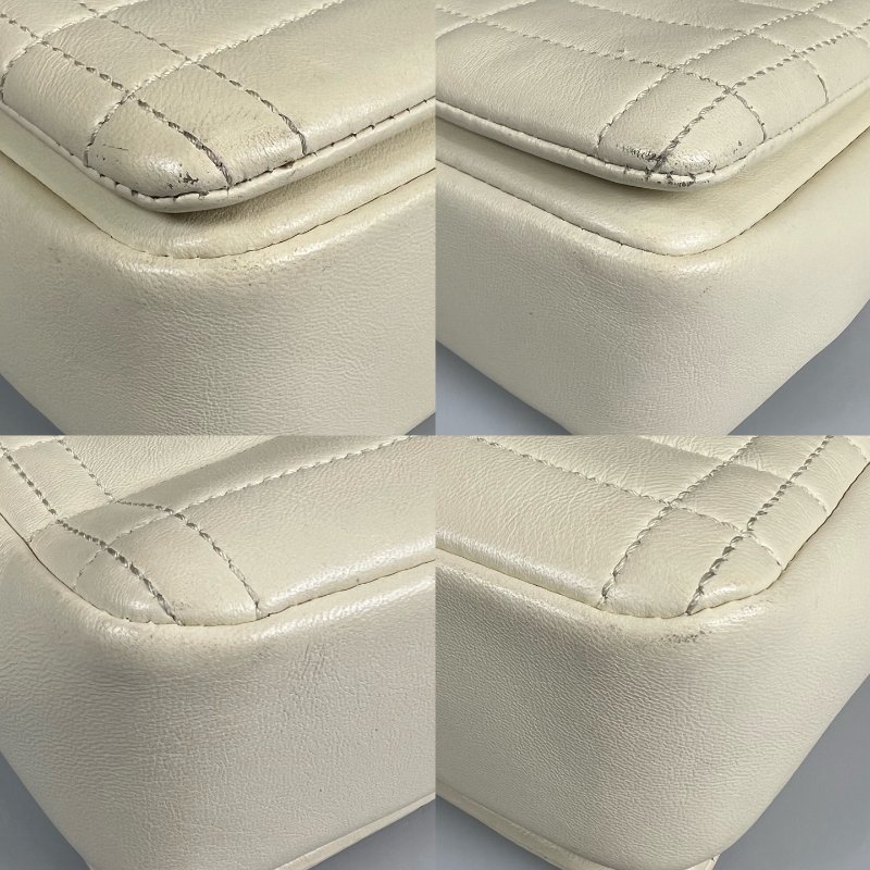 BURBERRY 白色LOLA掀蓋肩背包-10