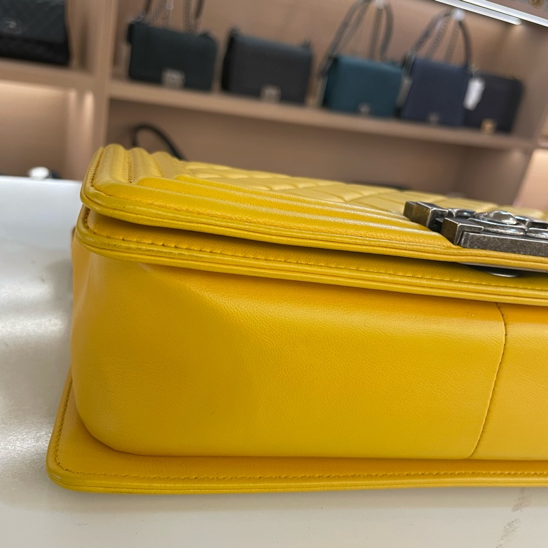 Chanel香奈儿Leboy中號 黄色银扣 经典菱格纹设计链条包-5