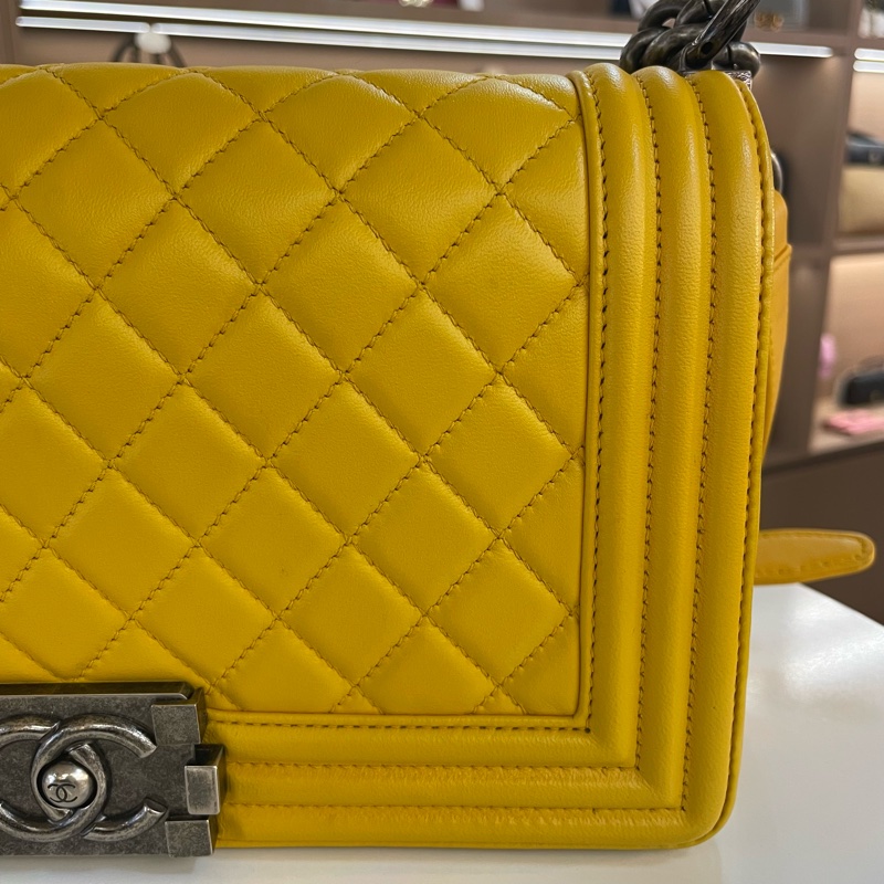 Chanel香奈儿Leboy中號 黄色银扣 经典菱格纹设计链条包-8