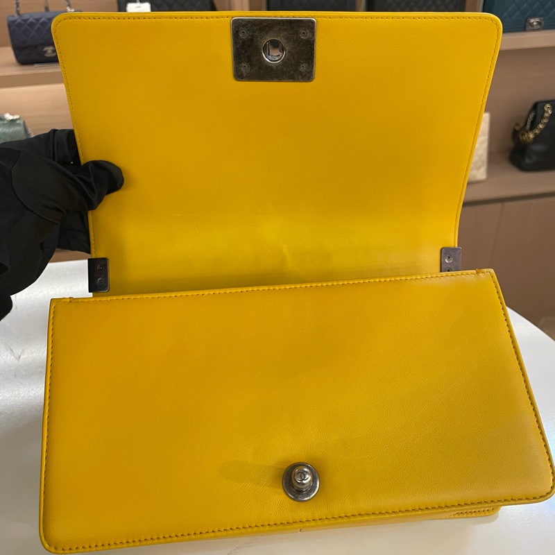 Chanel香奈儿Leboy中號 黄色银扣 经典菱格纹设计链条包-10