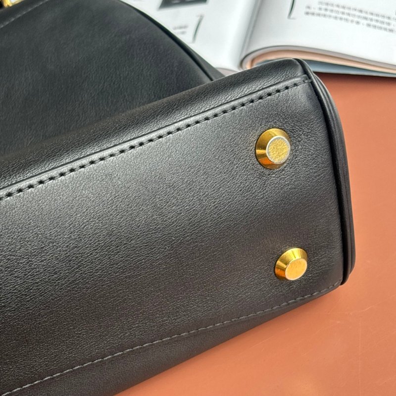 男女皆可 中號 ::BALENCIAGA::Rodeo Medium 中款金釦手提包 肩背包 斜背包-13