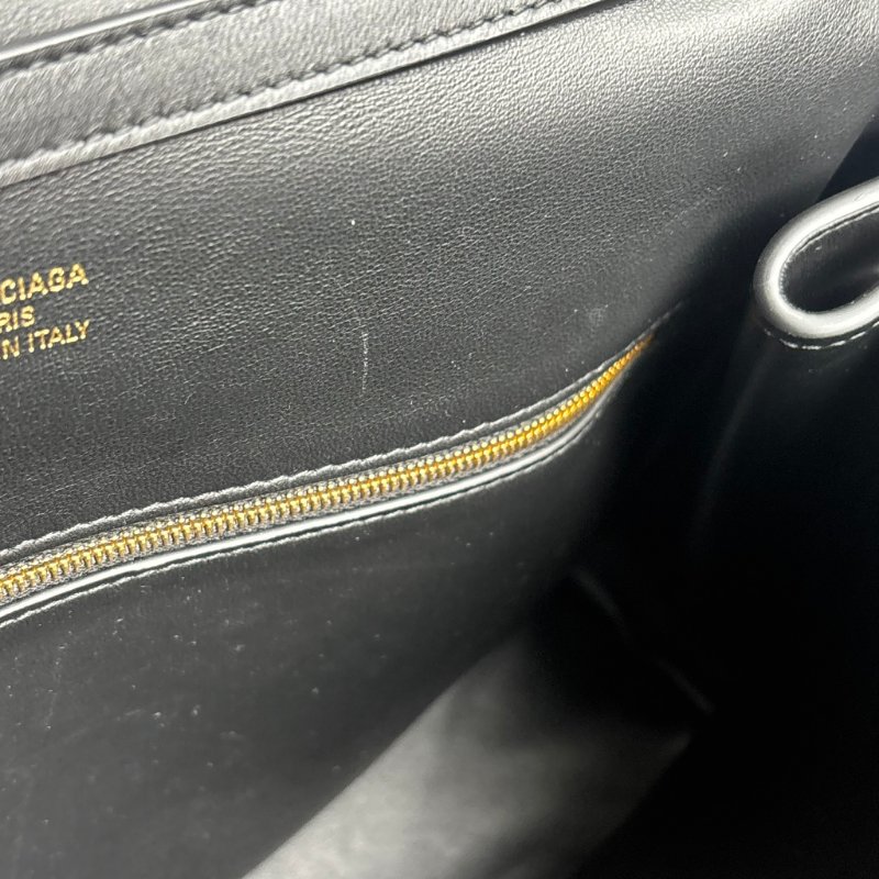 男女皆可 中號 ::BALENCIAGA::Rodeo Medium 中款金釦手提包 肩背包 斜背包-28