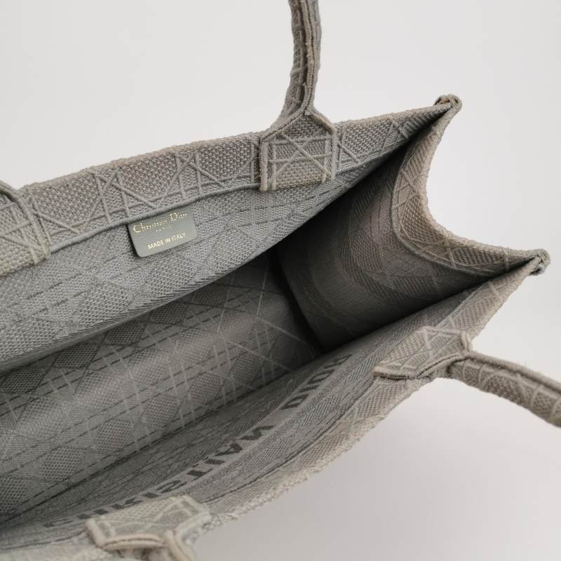 Dior BookTote中號帆布藤格紋手提包-6