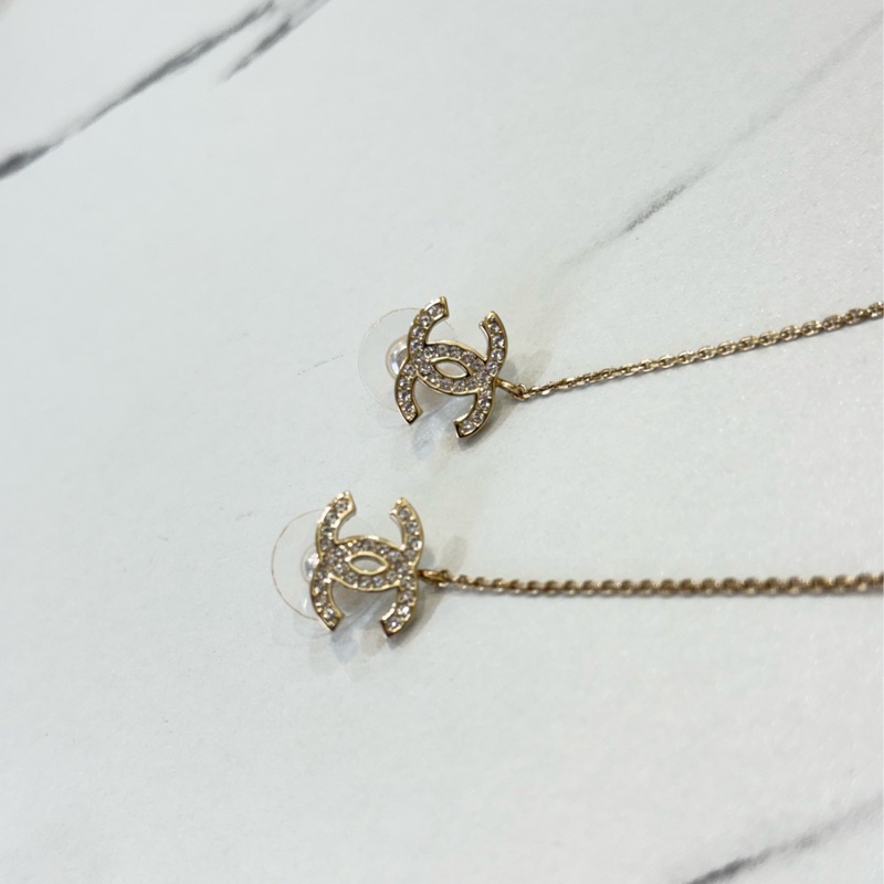 Chanel 水鑽長耳環 代購兩萬五-1