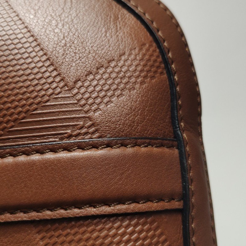 Burberry牛皮純色絎縫拉鏈斜挎包單肩包-19