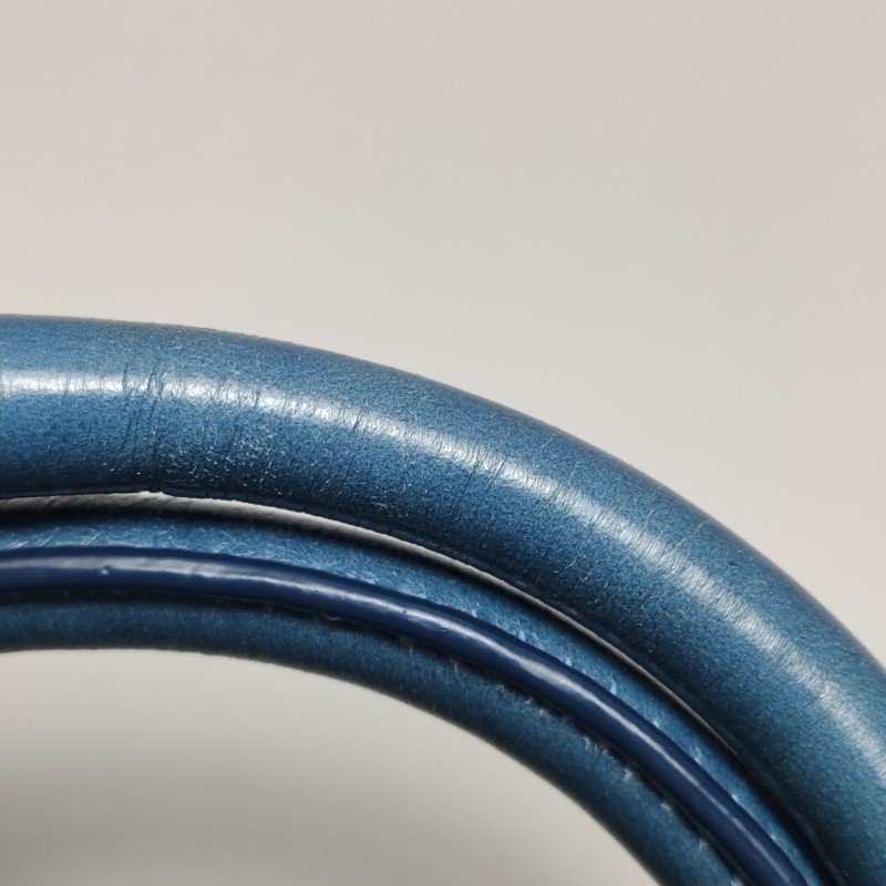 Prada油蠟皮純色字母Logo斜挎包單肩包-19