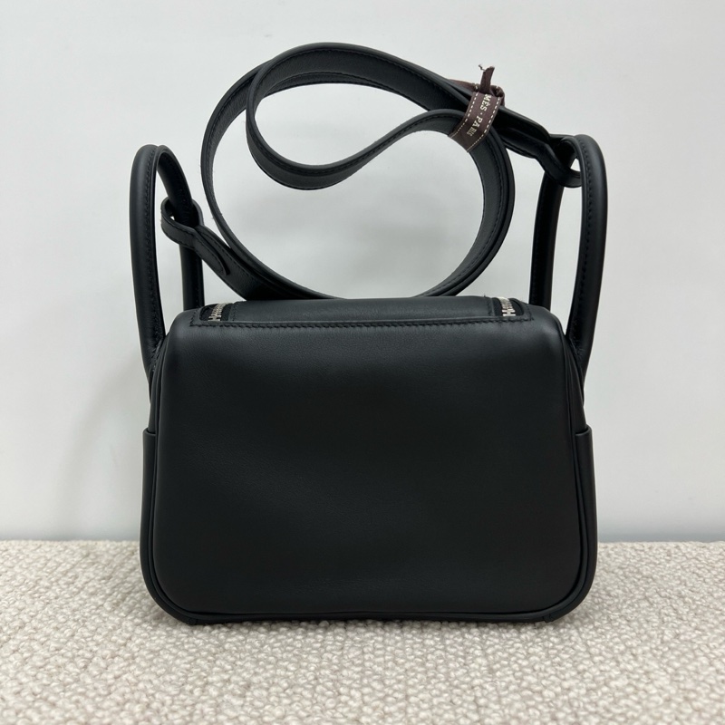 Hermes 愛馬仕 Mini lindy 黑色 Swift皮 CT鴛鴦扣-1