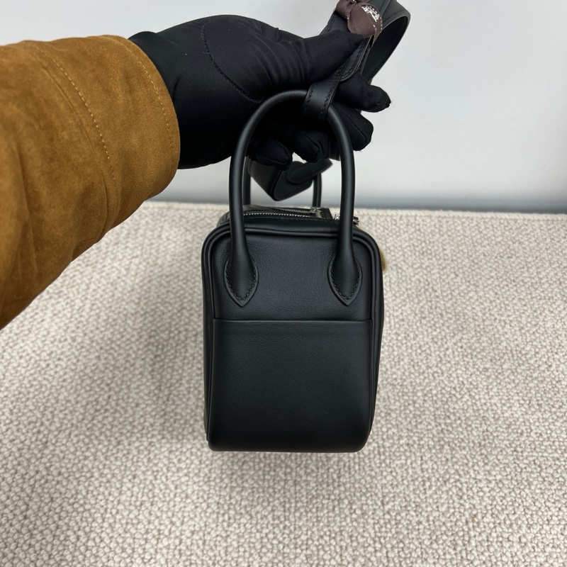 Hermes 愛馬仕 Mini lindy 黑色 Swift皮 CT鴛鴦扣-3