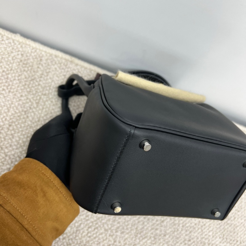 Hermes 愛馬仕 Mini lindy 黑色 Swift皮 CT鴛鴦扣-6
