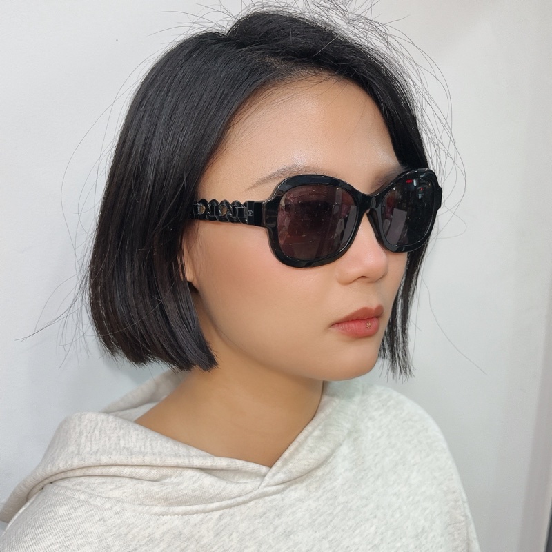 莉亞精品♡Chanel 皮穿鍊墨鏡 二手-1