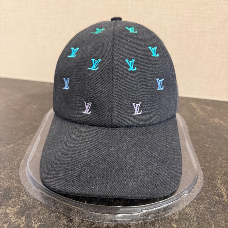Louis Vuitton 男款牛仔棒球帽鴨舌帽-1
