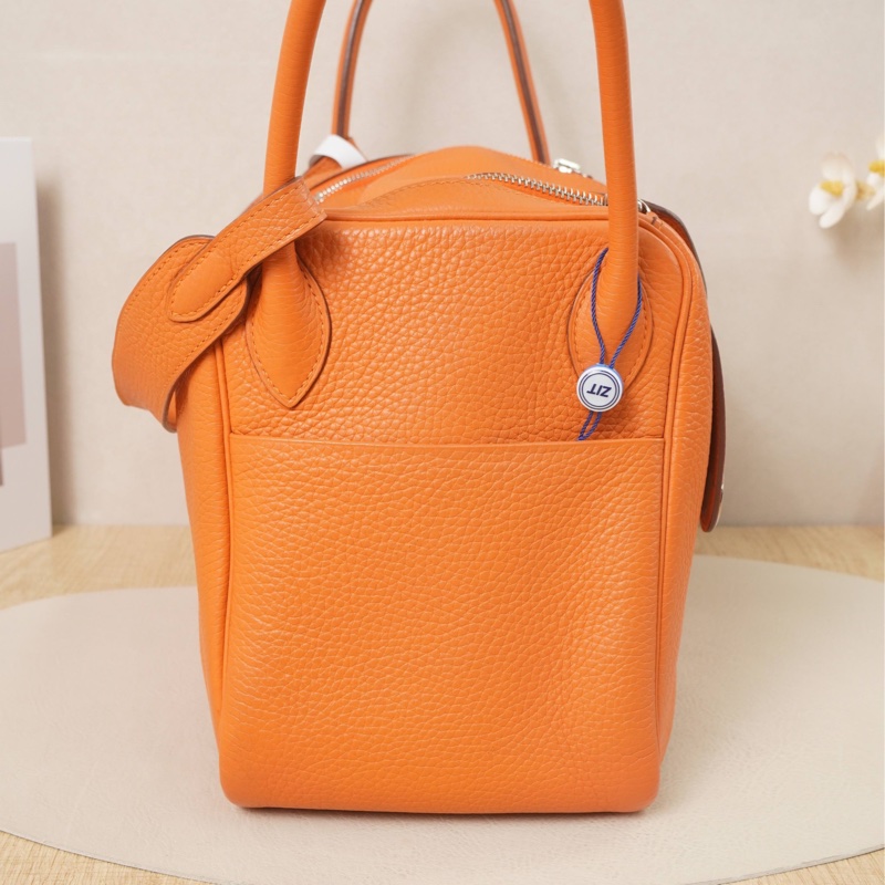 Hermes • Lindy 30 火焰橙銀釦 Togo皮-16