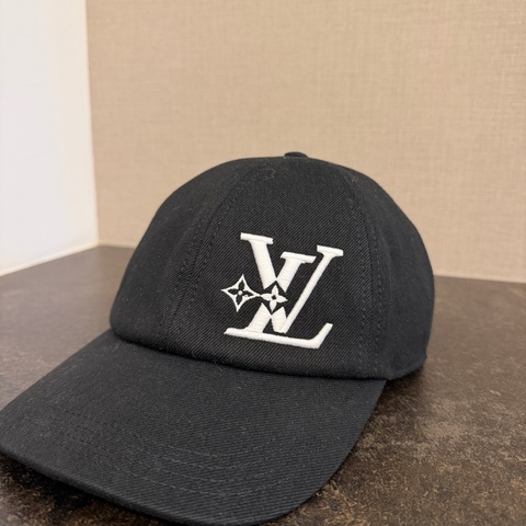 Louis Vuitton 男款棒球帽鴨舌帽