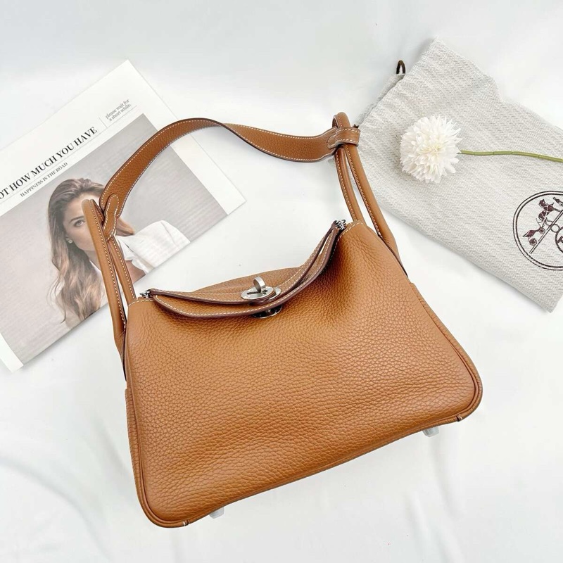 Hermes 愛馬仕Lindy26金棕色TC皮銀扣-0