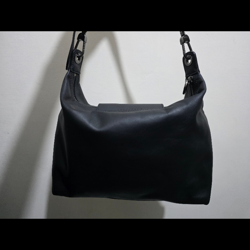 LongChamp Hobo Bag (Black)-1
