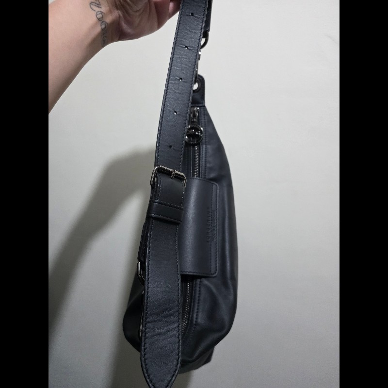 LongChamp Hobo Bag (Black)-4