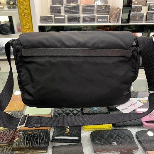 東區正精品㊣PRADA BT1738 黑色尼龍銀三角雙拉鍊口袋郵差包斜背包 RZ6330-4