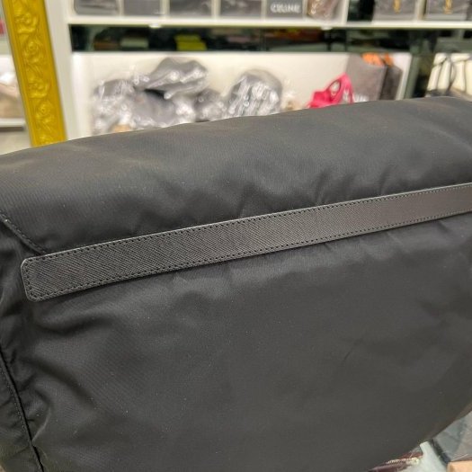 東區正精品㊣PRADA BT1738 黑色尼龍銀三角雙拉鍊口袋郵差包斜背包 RZ6330-5