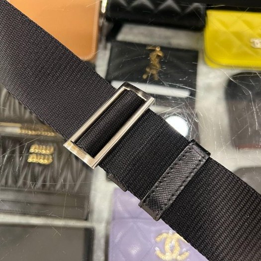 東區正精品㊣PRADA BT1738 黑色尼龍銀三角雙拉鍊口袋郵差包斜背包 RZ6330-6