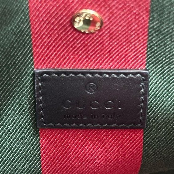 東區正精品㊣GUCCI 815118 近全新黑色皮革磁吸釦手把水桶斜背手提兩用包小款 RZ6331 EMBLEM MINI BUCKET BAG-12