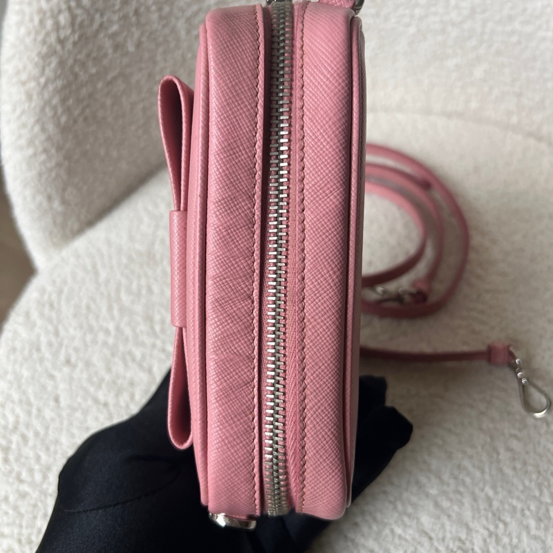 98新Prada普拉達蝴蝶結包 mini淺粉色小斜挎 尺寸:15*10*5cm 。-4