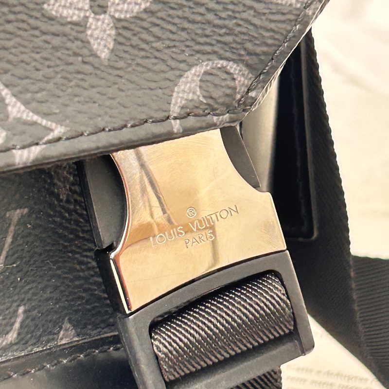 LV 黑武士 voyager 經典老花塗層 郵差包 小號-3