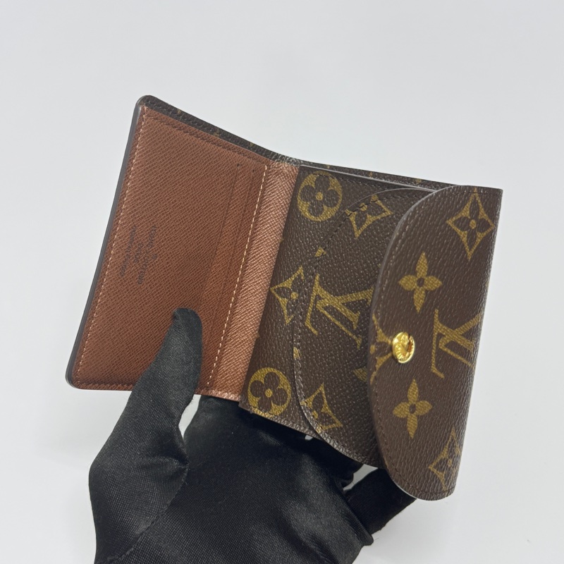 【全新品🎁】 LV Monogram 複雜重工藝多夾層 經典老花短夾 (專櫃28,000)-9