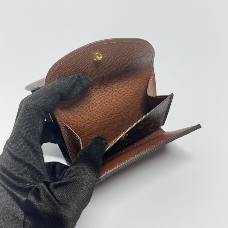 【全新品🎁】 LV Monogram 複雜重工藝多夾層 經典老花短夾 (專櫃28,000)-15