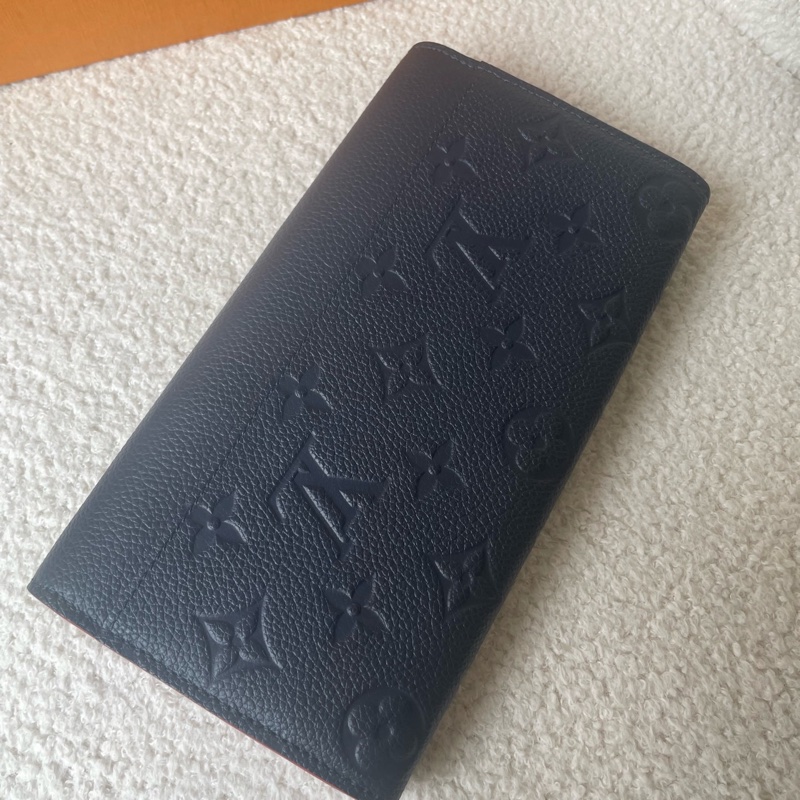 99.8新Lv 路易威登 Sarah 深海藍 壓紋老花 荔枝牛皮 大號錢包-4
