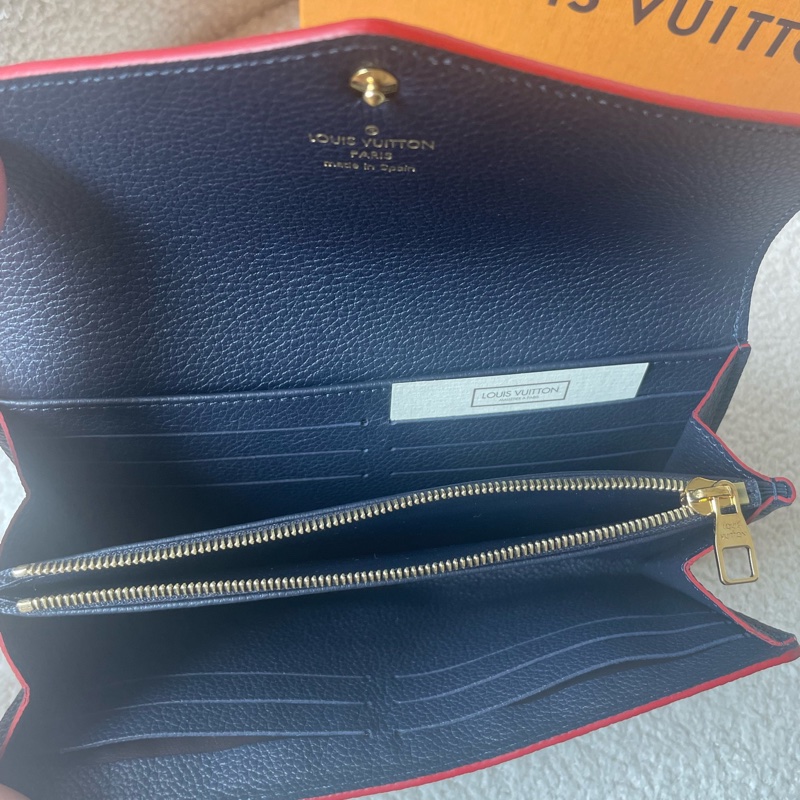 99.8新Lv 路易威登 Sarah 深海藍 壓紋老花 荔枝牛皮 大號錢包-7