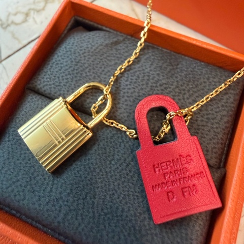 愛馬仕項鏈 有購證 送禮自用兩相宜🖤