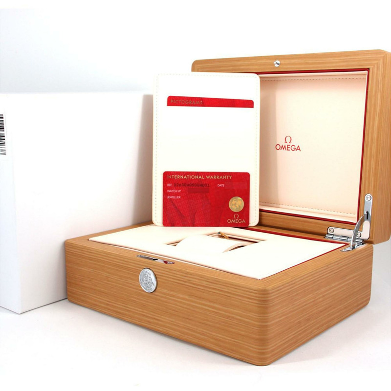 歐米茄超霸系列賽車腕錶 326.30.40.50.04.001 不鏽鋼自動腕錶-7