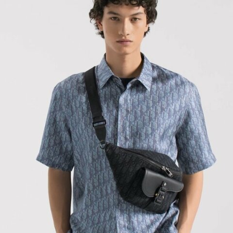 CHRISTIAN DIOR - 黑色牛皮緹花Saddle腰包