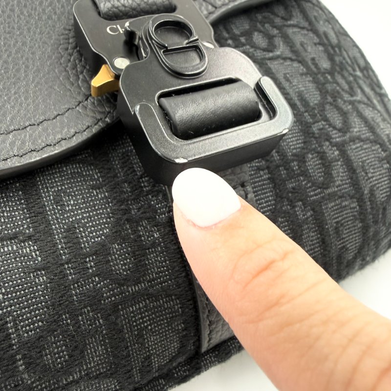 CHRISTIAN DIOR - 黑色牛皮緹花Saddle腰包-27