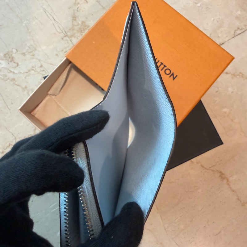 LV 天空寶寶藍拼色老花 短夾錢包 超特別🩵-22