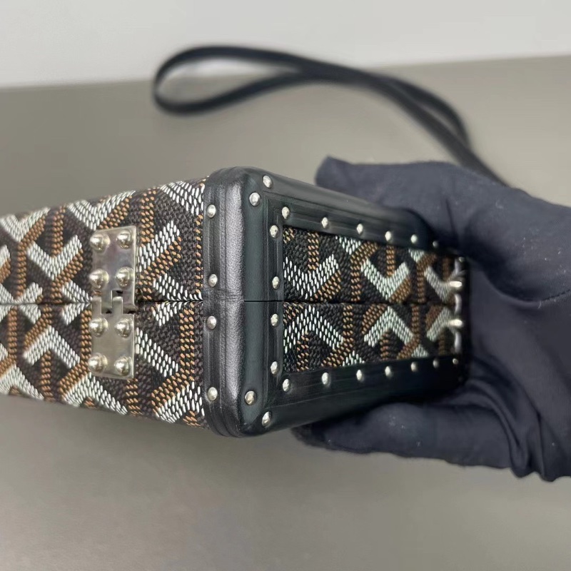 Goyard 老花相機硬盒子包16.5*11*5 98新配件塵袋-7
